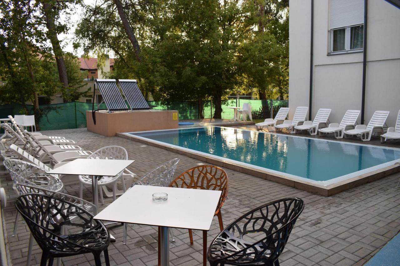 Lido Riviera, Relux Apartman Balatonlelle Kültér fotó