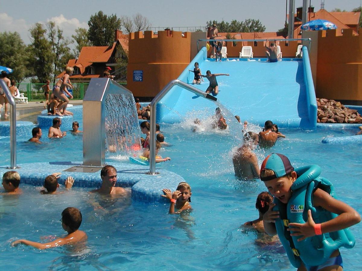 Lido Riviera, Relux Apartman Balatonlelle Kültér fotó