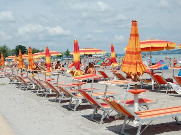 Lido Riviera, Relux Apartman Balatonlelle Kültér fotó